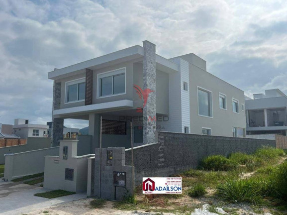 Imagem Sobrado com 3 Quartos à Venda, 150 m² em Campeche - Florianópolis Imagem Sobrado com 3 Quartos à Venda, 150 m² em Campeche - Florianópolis