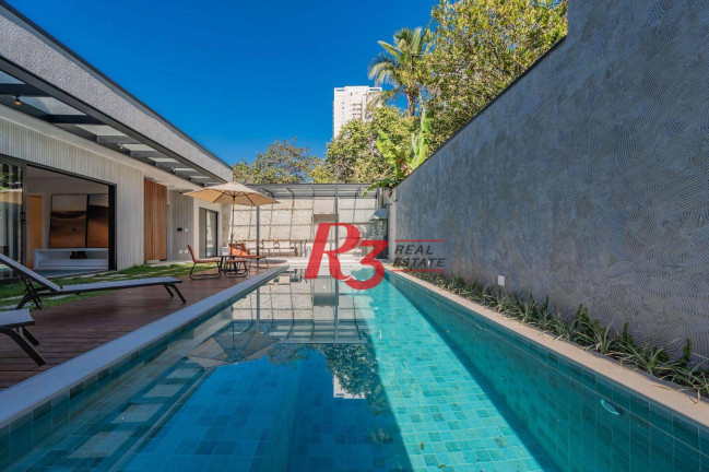 Imagem Casa com 4 Quartos à Venda, 350 m² em Embaré - Santos