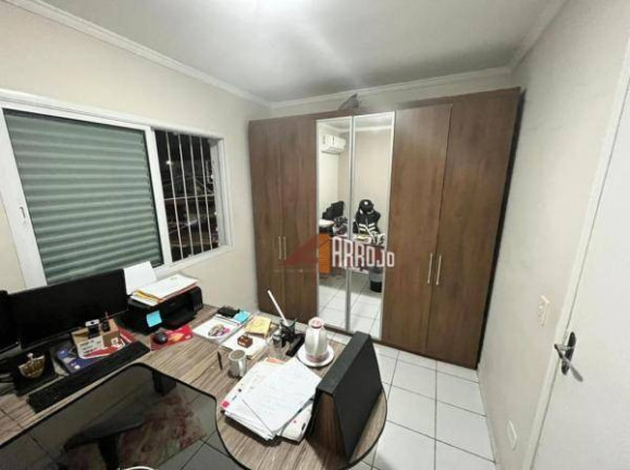 Imagem Sobrado com 3 Quartos à Venda, 300 m² em Ermelino Matarazzo - São Paulo Imagem Sobrado com 3 Quartos à Venda, 300 m² em Ermelino Matarazzo - São Paulo