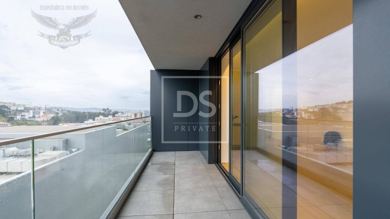 Imagem Apartamento com 2 Quartos à Venda, 107 m² em Porto Imagem Apartamento com 2 Quartos à Venda, 107 m² em Porto