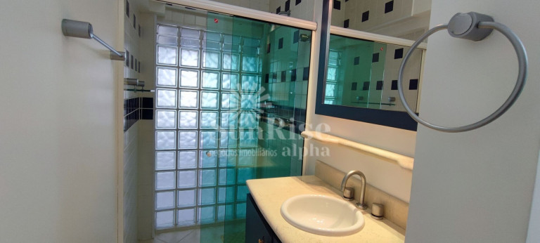 Imagem Apartamento com 3 Quartos à Venda, 165 m² em Pitangueiras - Guarujá