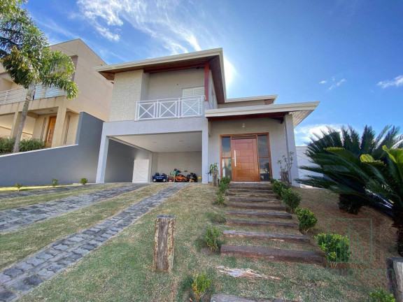 Casa com 3 Quartos à Venda, 226 m² em Chácaras Maringá - Atibaia