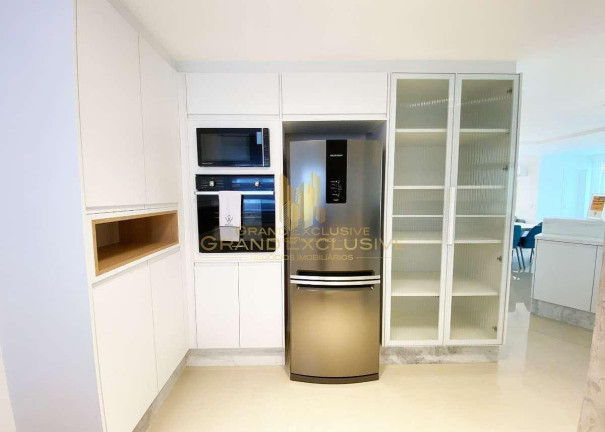 Imagem Apartamento com 4 Quartos à Venda, 240 m² em Centro - Balneário Camboriú