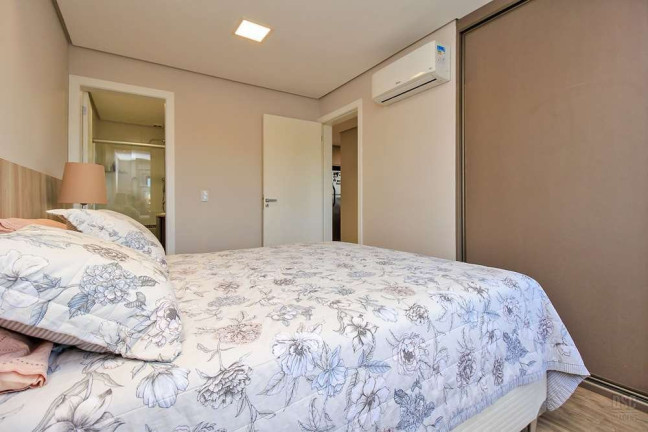 Imagem Apartamento com 2 Quartos à Venda, 70 m² em Santa Maria Goretti - Porto Alegre Imagem Apartamento com 2 Quartos à Venda, 70 m² em Santa Maria Goretti - Porto Alegre