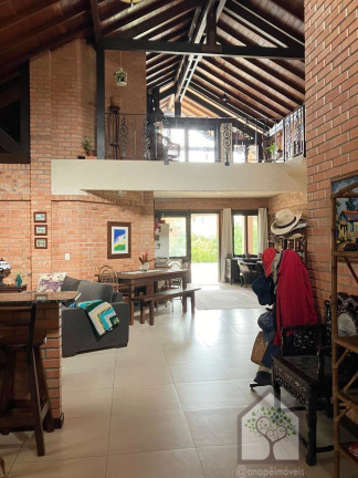 Imagem Casa com 2 Quartos à Venda, 304 m² em Sambaqui - Florianópolis Imagem Casa com 2 Quartos à Venda, 304 m² em Sambaqui - Florianópolis
