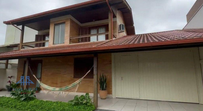 Casa com 5 Quartos à Venda, 290 m² em Vargem Grande - Florianópolis