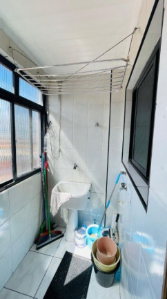 Imagem Apartamento com 2 Quartos para Alugar,  em Guilhermina - Praia Grande