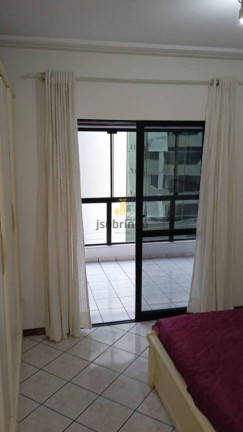 Imagem Apartamento com 3 Quartos para Temporada, 130 m² em Meia Praia - Itapema Imagem Apartamento com 3 Quartos para Temporada, 130 m² em Meia Praia - Itapema