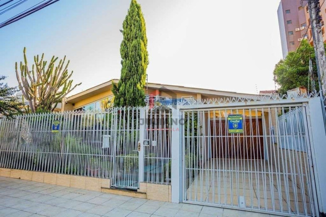 Imagem Casa com 4 Quartos à Venda, 376 m² em Jardim Itu - Porto Alegre