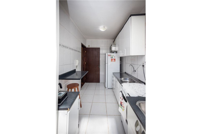 Imagem Imóvel com 2 Quartos à Venda, em Passo Da Areia - Porto Alegre Imagem Imóvel com 2 Quartos à Venda, em Passo Da Areia - Porto Alegre