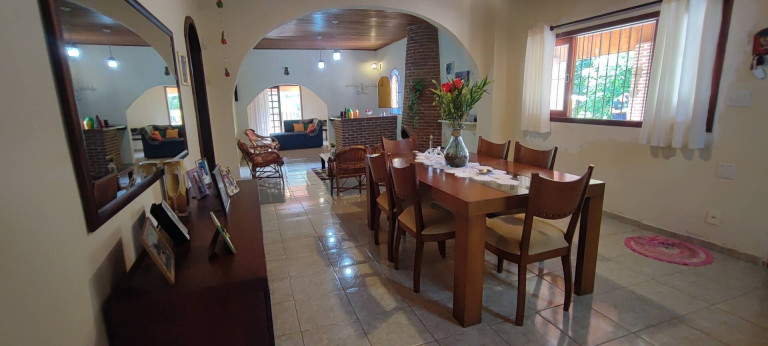 Imagem Casa com 5 Quartos à Venda, 7 m² em Rosário - Atibaia