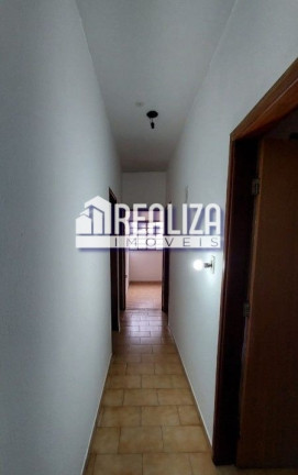 Imagem Casa com 3 Quartos à Venda, 200 m² em Serra Dourada - Uberaba Imagem Casa com 3 Quartos à Venda, 200 m² em Serra Dourada - Uberaba