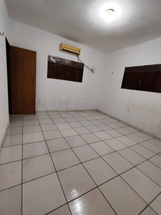 Imagem Casa com 2 Quartos à Venda, 200 m² em Pajuçara - Natal Imagem Casa com 2 Quartos à Venda, 200 m² em Pajuçara - Natal