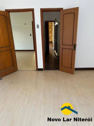 Imagem Casa com 3 Quartos à Venda, 240 m² em Centro - Niterói