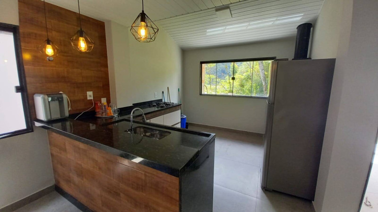 Imagem Casa com 3 Quartos à Venda, 450 m² em Theodoro De Oliveira - Nova Friburgo
