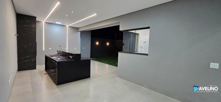 Imagem Casa com 8 Quartos à Venda, 220 m² em Vila Carlota - Campo Grande Imagem Casa com 8 Quartos à Venda, 220 m² em Vila Carlota - Campo Grande