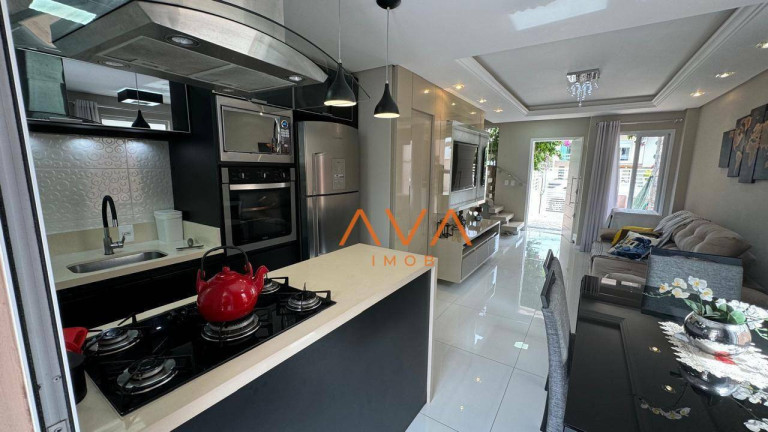 Imagem Casa com 2 Quartos à Venda, 94 m² em Rio Vermelho - Florianópolis Imagem Casa com 2 Quartos à Venda, 94 m² em Rio Vermelho - Florianópolis