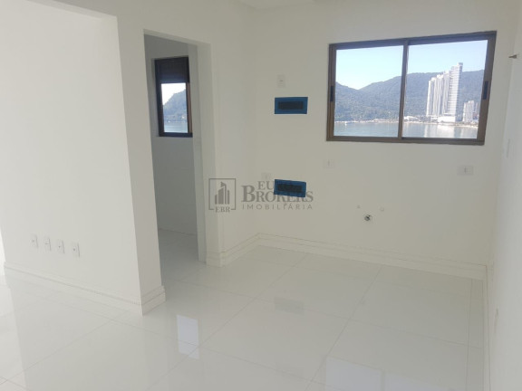 Imagem Apartamento com 3 Quartos à Venda, 110 m² em Centro - Balneário Camboriú Imagem Apartamento com 3 Quartos à Venda, 110 m² em Centro - Balneário Camboriú