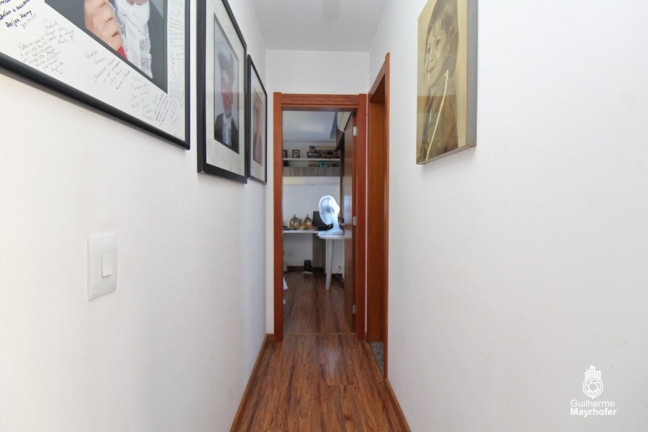 Imagem Imóvel com 3 Quartos à Venda, 104 m² em Menino Deus - Porto Alegre Imagem Imóvel com 3 Quartos à Venda, 104 m² em Menino Deus - Porto Alegre