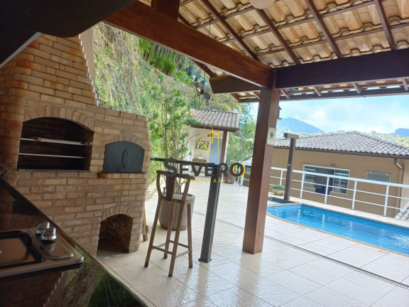 Imagem Casa com 4 Quartos à Venda, 280 m² em Pendotiba - Niterói