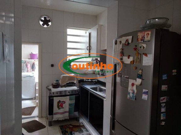 Imagem Apartamento com 4 Quartos à Venda, 135 m² em Tijuca - Rio De Janeiro Imagem Apartamento com 4 Quartos à Venda, 135 m² em Tijuca - Rio De Janeiro
