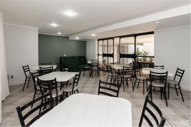 Imagem Imóvel com 2 Quartos à Venda, 82 m² em Menino Deus - Porto Alegre