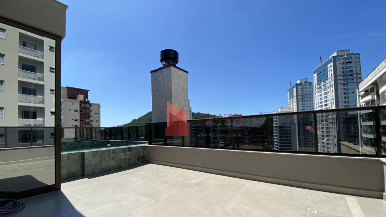 Imagem Cobertura com 3 Quartos à Venda, 211 m² em Fazenda - Itajaí Imagem Cobertura com 3 Quartos à Venda, 211 m² em Fazenda - Itajaí