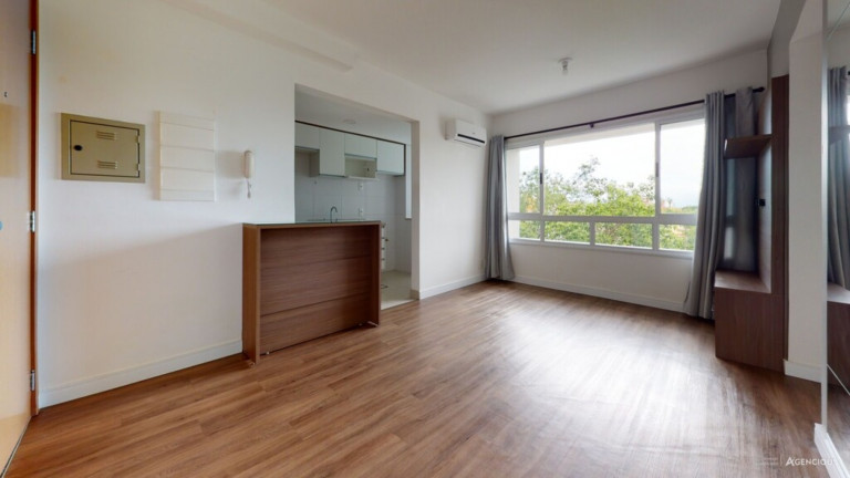 Imagem Imóvel com 2 Quartos à Venda, 50 m² em Tristeza - Porto Alegre Imagem Imóvel com 2 Quartos à Venda, 50 m² em Tristeza - Porto Alegre
