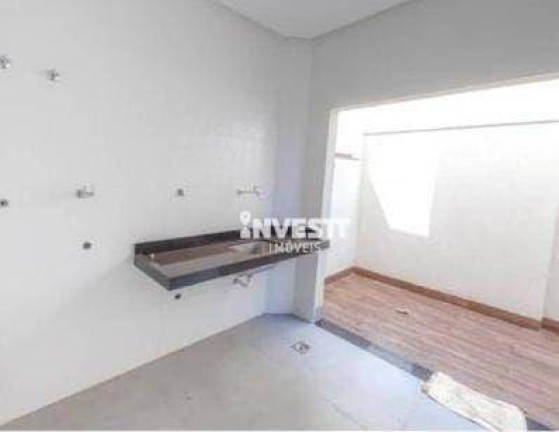 Imagem Sobrado com 5 Quartos à Venda, 302 m² em Condomínio Do Lago - Goiânia Imagem Sobrado com 5 Quartos à Venda, 302 m² em Condomínio Do Lago - Goiânia
