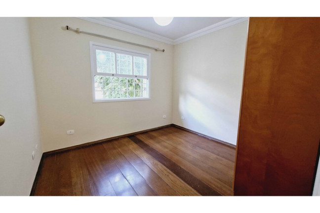 Imagem Casa de Condomínio com 4 Quartos à Venda, 329 m² em Jardim Vitória Régia - São Paulo