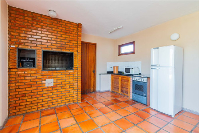 Imagem Imóvel com 2 Quartos à Venda, em Auxiliadora - Porto Alegre Imagem Imóvel com 2 Quartos à Venda, em Auxiliadora - Porto Alegre