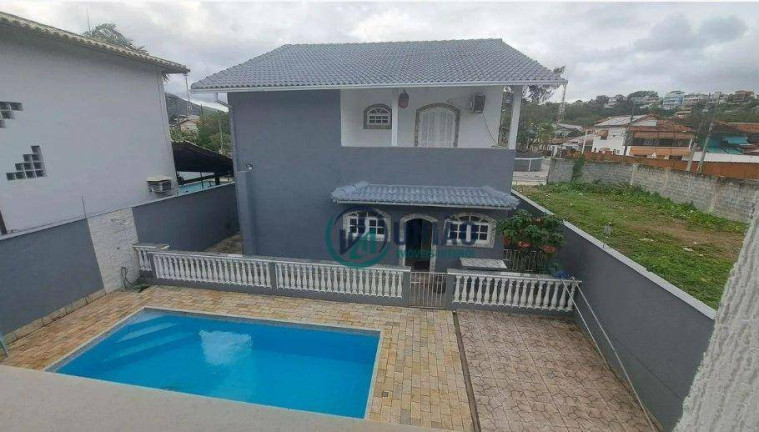 Imagem Casa com 3 Quartos à Venda, 315 m² em Piratininga - Niterói