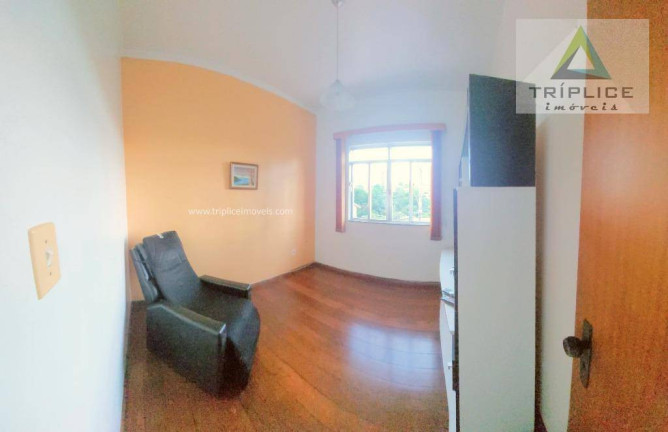 Imagem Casa com 5 Quartos à Venda, 250 m² em Santa Helena - Juiz De Fora