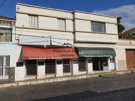 Sobrado com 3 Quartos à Venda, 430 m² em Pedreira - Guaratinguetá