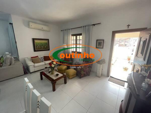 Imagem Casa com 5 Quartos à Venda, 175 m² em Grajaú - Rio De Janeiro Imagem Casa com 5 Quartos à Venda, 175 m² em Grajaú - Rio De Janeiro