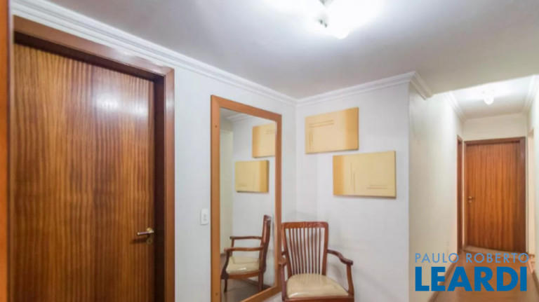 Imagem Apartamento com 4 Quartos à Venda, 160 m² em Vila Bastos - Santo André Imagem Apartamento com 4 Quartos à Venda, 160 m² em Vila Bastos - Santo André