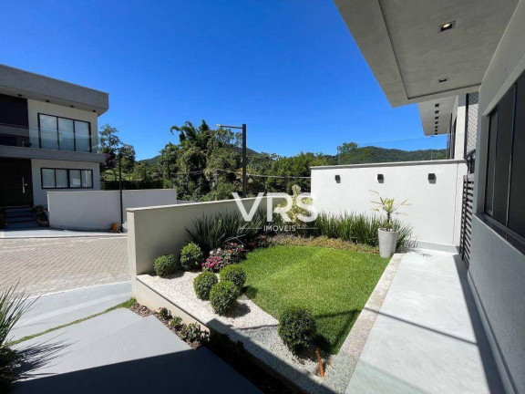 Imagem Casa com 4 Quartos à Venda, 204 m² em Carlos Guinle - Teresópolis Imagem Casa com 4 Quartos à Venda, 204 m² em Carlos Guinle - Teresópolis