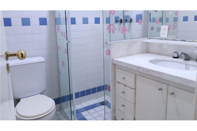Imagem Imóvel com 3 Quartos à Venda, em Pinheiros - São Paulo Imagem Imóvel com 3 Quartos à Venda, em Pinheiros - São Paulo