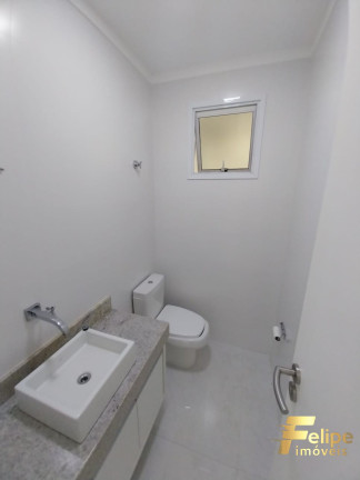 Imagem Imóvel com 4 Quartos à Venda, 250 m² em Centro - Guarapari Imagem Imóvel com 4 Quartos à Venda, 250 m² em Centro - Guarapari