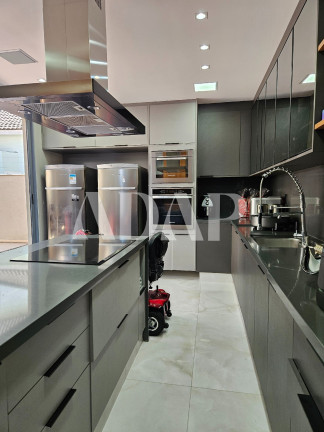 Imagem Casa com 6 Quartos à Venda, 1.100 m² em Barra Da Tijuca - Rio De Janeiro Imagem Casa com 6 Quartos à Venda, 1.100 m² em Barra Da Tijuca - Rio De Janeiro