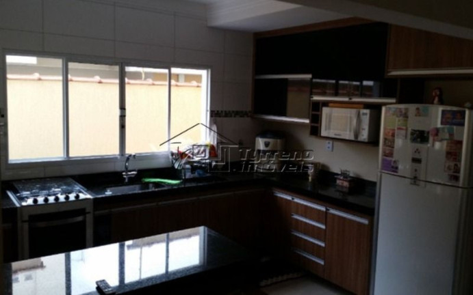 Imagem Casa com 3 Quartos à Venda, 192 m² em Parque Industrial - São José Dos Campos Imagem Casa com 3 Quartos à Venda, 192 m² em Parque Industrial - São José Dos Campos