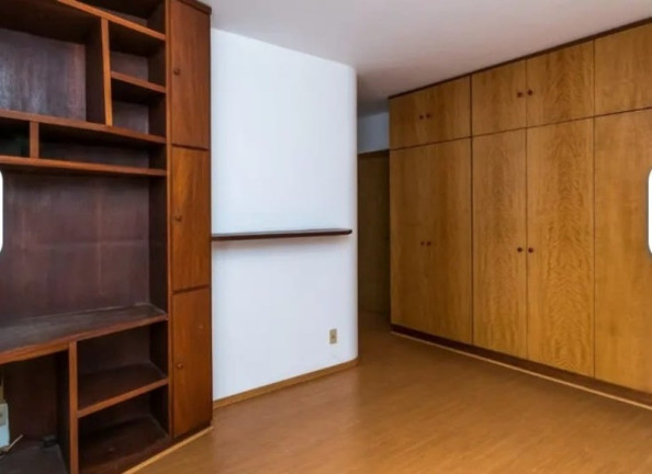 Imagem Imóvel com 4 Quartos à Venda, 370 m² em Vila Suzana - São Paulo