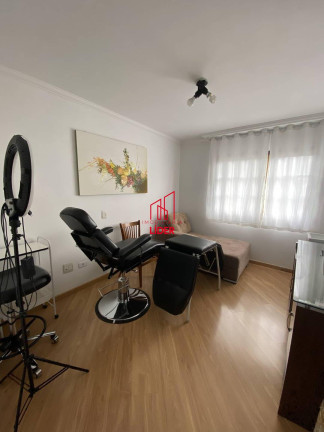 Imagem Casa com 4 Quartos à Venda, 345 m² em Ahú - Curitiba