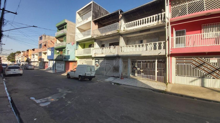Imagem Casa com 3 Quartos à Venda, 240 m² em I.a.p.i. - Osasco