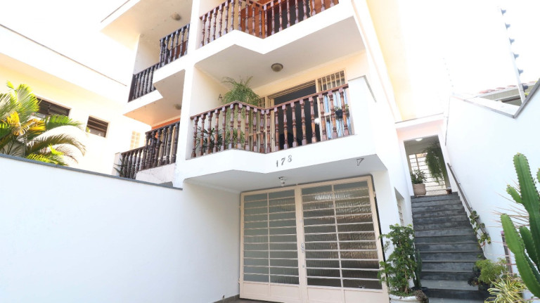 Sobrado com 4 Quartos à Venda, 250 m² em Jardim Bonfiglioli - São Paulo