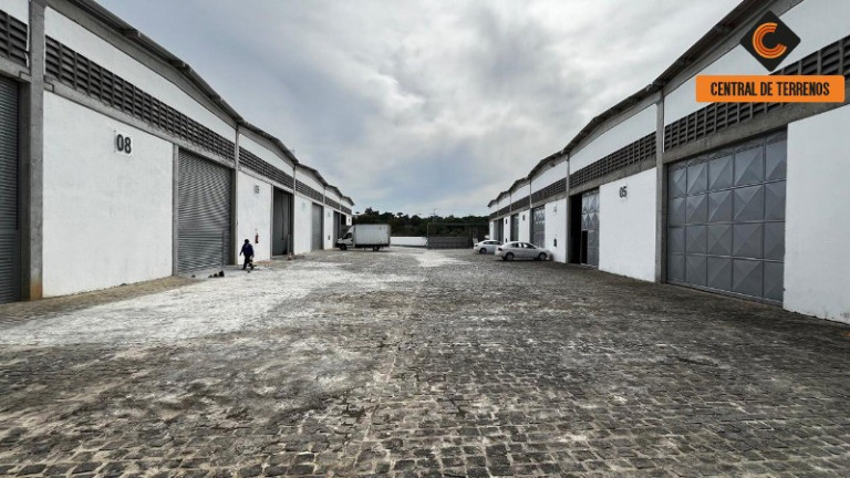 Imóvel para Alugar, 200 m² em Polo Industrial Henrique Fabian - Lauro De Freitas