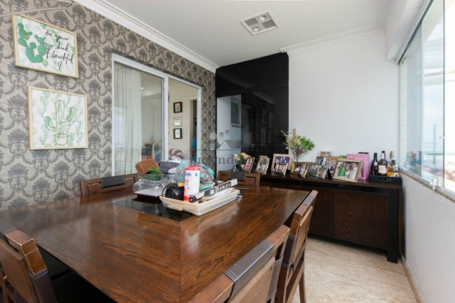 Imagem Apartamento com 4 Quartos à Venda, 197 m² em Vila Romana - São Paulo