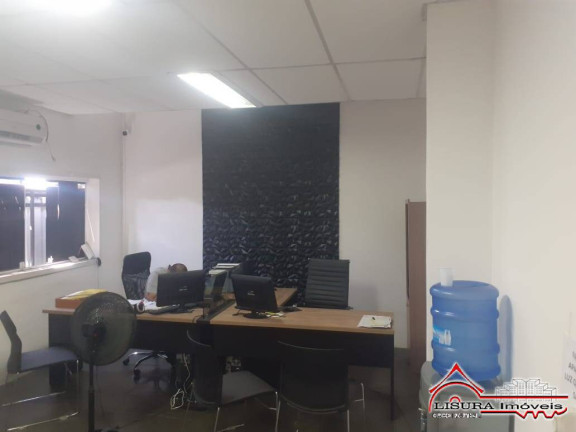 Imagem Galpão à Venda, 388 m² em Jardim Califórnia - Jacareí Imagem Galpão à Venda, 388 m² em Jardim Califórnia - Jacareí