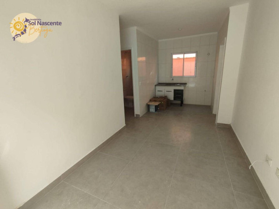 Imagem Casa de Vila com 2 Quartos à Venda, 60 m² em Indaiá - Bertioga