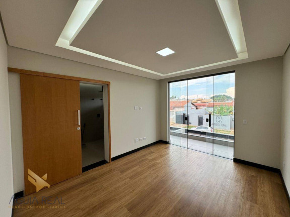 Imagem Sobrado com 3 Quartos à Venda, 150 m² em Carandá Bosque - Campo Grande Imagem Sobrado com 3 Quartos à Venda, 150 m² em Carandá Bosque - Campo Grande